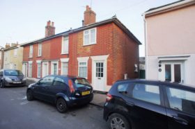 2 bedroom Terraced for sale